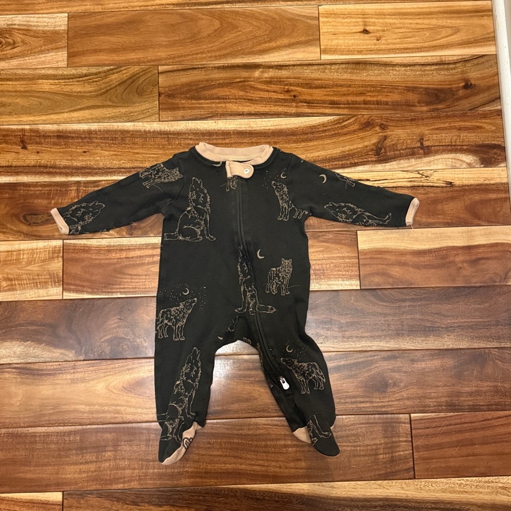 Burts Bees Baby Onesie with Wolf Print
